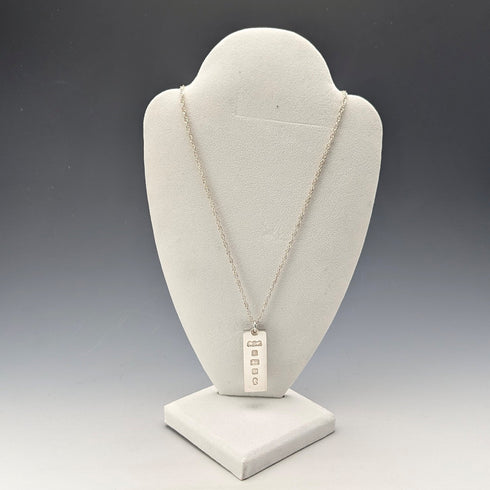 1977年 英国ヴィンテージ 純銀インゴットペンダント 1トロイオンス 純銀チェーン付