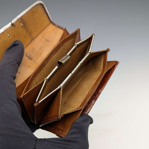 【お取り置き品】1905年 英国アンティーク 純銀装飾 小型革財布 小銭入れ Charles Penny Brown