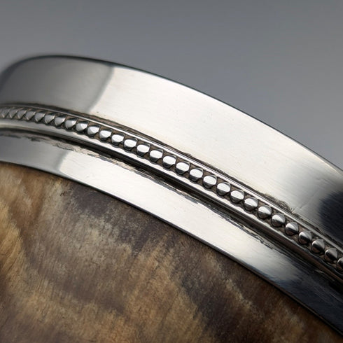 1872 年英國古董純銀裝飾牛角燒杯托馬斯笑臉杯