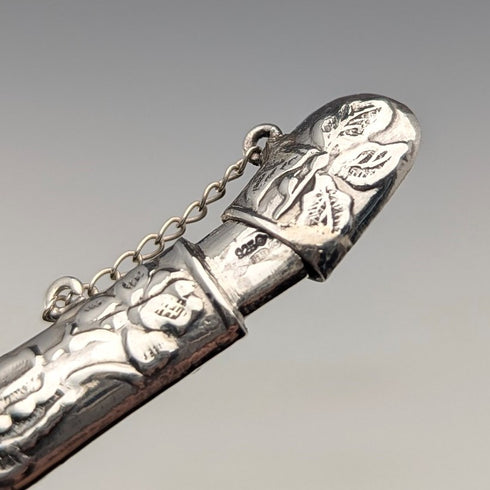 英国ヴィンテージ アール・ヌーヴォー装飾 純銀製ニードルケース