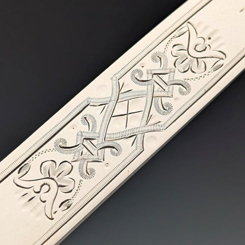 1906年 英国アンティーク 彫刻白蝶貝ハンドル 純銀ブレード デザートカトラリー6ペア William Hutton 木箱入り