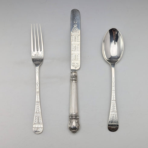 1870年頃 英国アンティーク 純銀製 クリスニングカトラリーセット ケース入 Walker&Hall