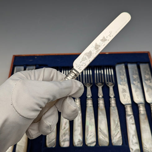 1890年頃 英国アンティーク 白蝶貝ハンドル デザートカトラリー6ペア Mappin&Webb トレー入