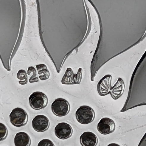 Vintage sterling silver pendant with sun design, 11.5g, with necklace