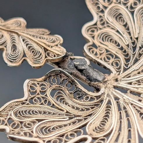 Antique sterling silver filigree leaf design tea caddy spoon