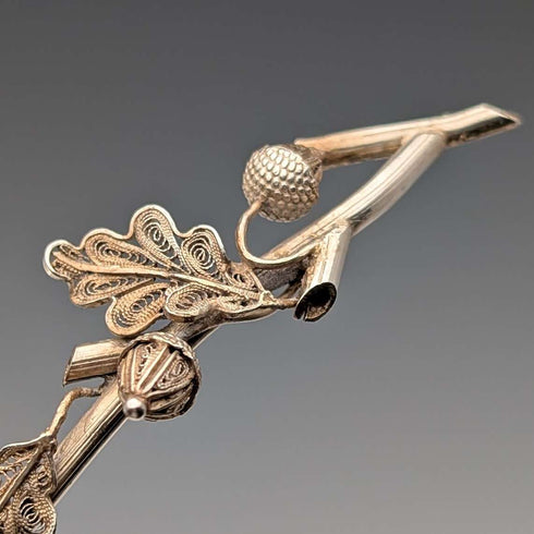 Antique sterling silver filigree leaf design tea caddy spoon