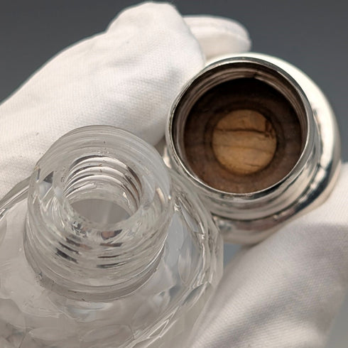 1900年頃 英国アンティーク 純銀スクリュー蓋 ガラスボトルペア