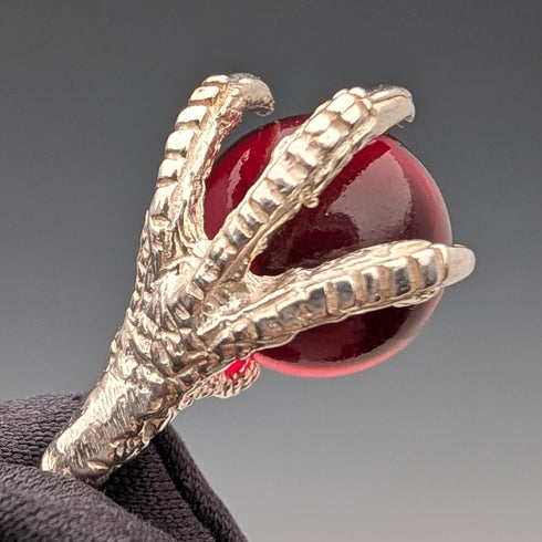 Circa 1900 British antique sterling silver Albert chain 28g claw and bowl fob