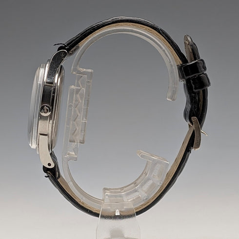 1945年 歐米茄 2421/1 男士用 自動上鍊腕錶 Cal28.10RA 黑色錶盤 35mm不鏽鋼錶殼 運作良好