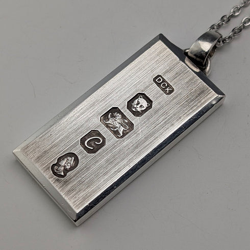 1977 年英國純銀禧年錠吊墜 35 克有項鍊