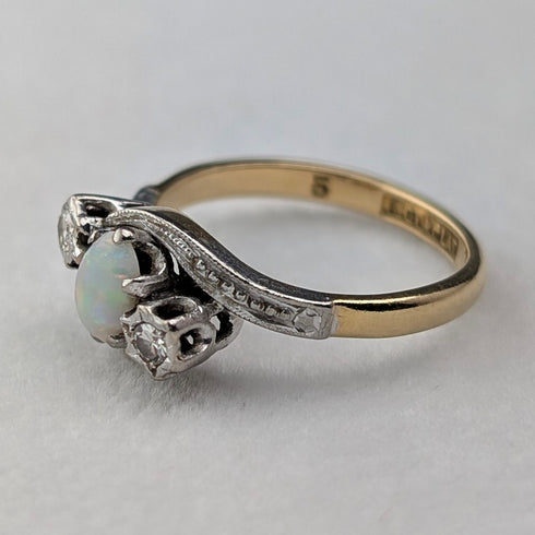 古董 K18 金戒指蛋白石和鑽石(8 號)戒指