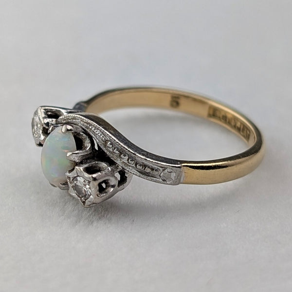 古董 K18 金戒指蛋白石和鑽石(8 號)戒指