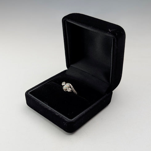 古董 K18 金戒指蛋白石和鑽石(8 號)戒指