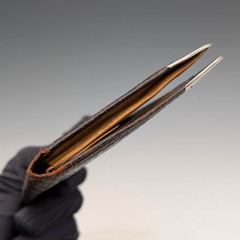 1902年 英国アンティーク 純銀装飾 レザー 二つ折りウォレット PWS