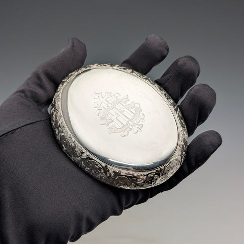 1890年 英国アンティーク 純銀製 オーバルスナッフボックス 90g Howard James