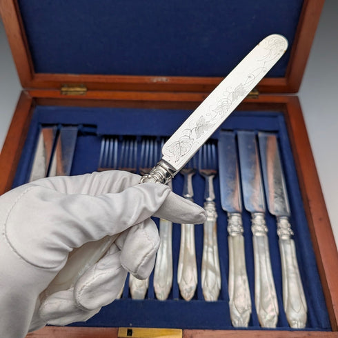 1875年頃 英国アンティーク 白蝶貝ハンドル デザートカトラリー6ペア 木箱入