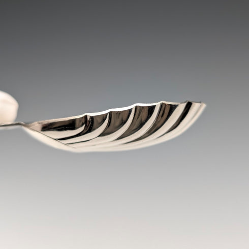 1981年 英国ヴィンテージ 純銀製 ティーキャディースプーン Roberts&Belk