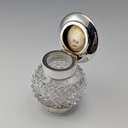 1905 年英國古董純銀蓋和刻花玻璃墨水瓶 Colen Hewer Cheshire