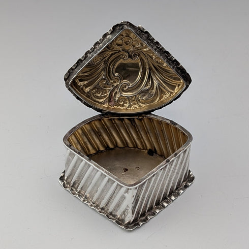 1893年 英国アンティーク 純銀製 扇形ボックス 14g Joseph Whitten