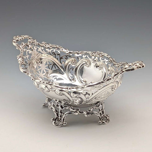 Circa 1900 American antique sterling silver dish with legs, 205g, Black Starr & Frost