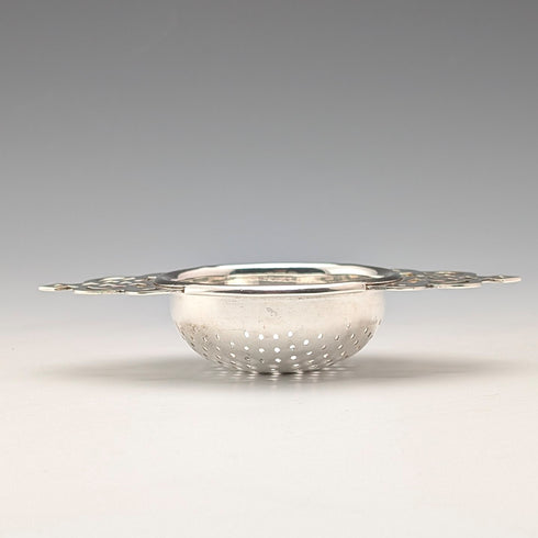 英国ヴィンテージ シルバープレート製ティーストレーナー