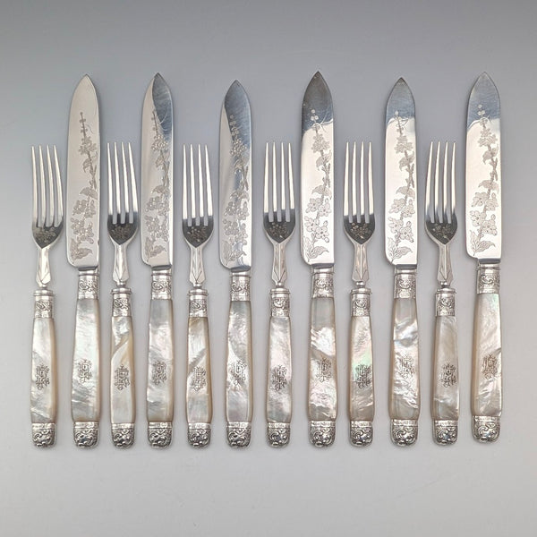 Circa 1890 British antique white mother-of-pearl handles, pure silver decoration, dessert cutlery, 6 pairs, Allen & Darwin
