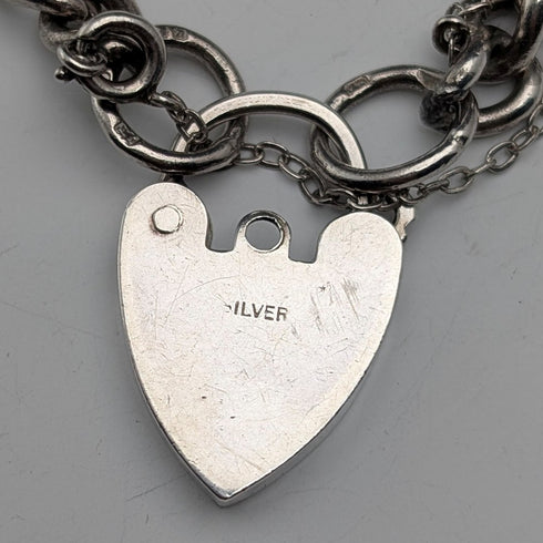 1970年頃 英国ヴィンテージ 純銀製 チャームブレスレット 40g