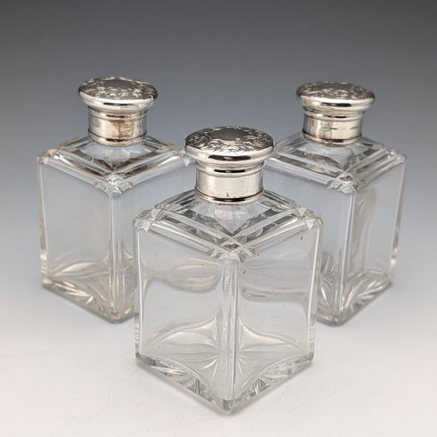 1867年 英国アンティーク 純銀蓋 ガラスボトル3個セット James Vickery