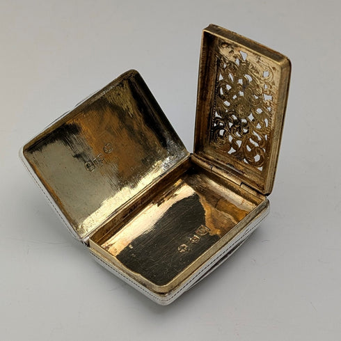 1830年 英国アンティーク ウィリアム4世 純銀製 ヴィネグレット 18g Thomas Shaw