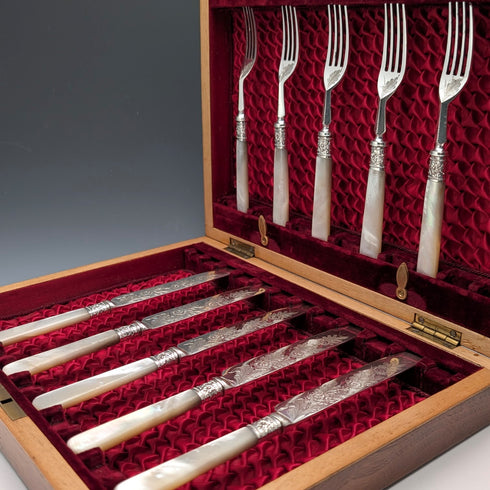 1881年頃 英国アンティーク 白蝶貝ハンドル デザートカトラリー5ペア 木箱入り LEE&WIGFULL