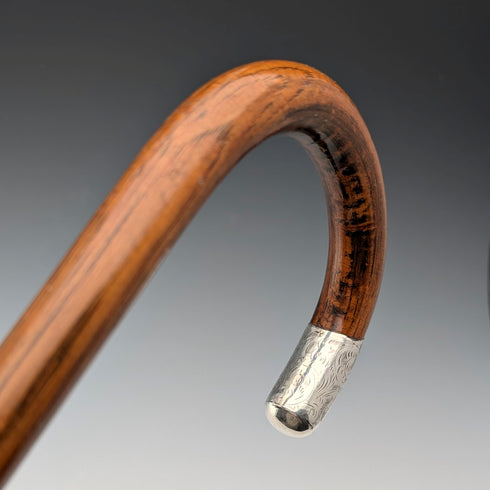 1921 年英國古董棕色手柄,彎曲手柄,純銀裝飾,手杖,92 厘米,J Howell & Co.