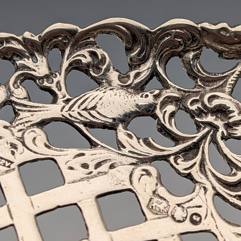 1922 Dutch antique 835 silver bird decoration slicer 43g W2V