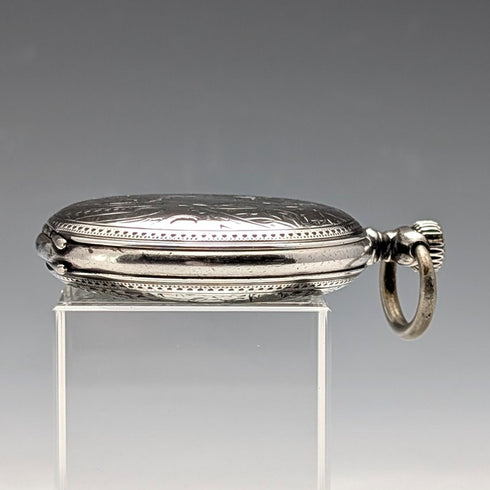 古董浪琴懷錶,約 1904 年,新藝術風格雕刻,銀色側面獵錶殼,運作良好