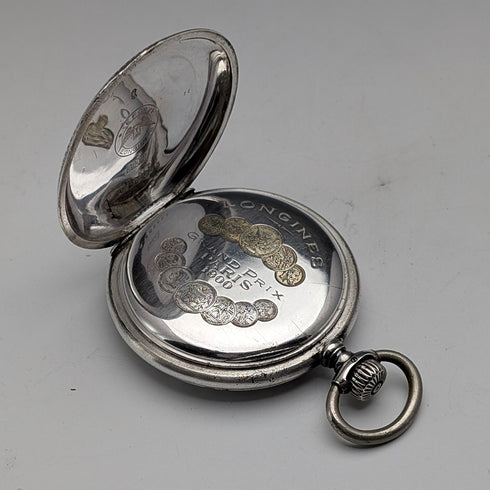 古董浪琴懷錶,約 1904 年,新藝術風格雕刻,銀色側面獵錶殼,運作良好