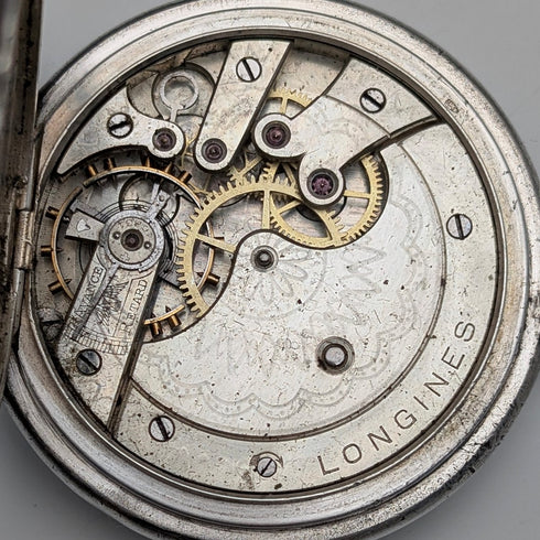 古董浪琴懷錶,約 1904 年,新藝術風格雕刻,銀色側面獵錶殼,運作良好