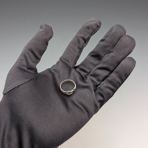 英国ヴィンテージ ヴィクトリアンデザイン 純銀製リング(8-9号) 指輪