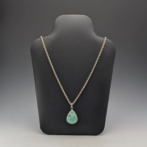 ヴィンテージ グリーンアマゾナイト&純銀 ペンダント 純銀ネックレス付き