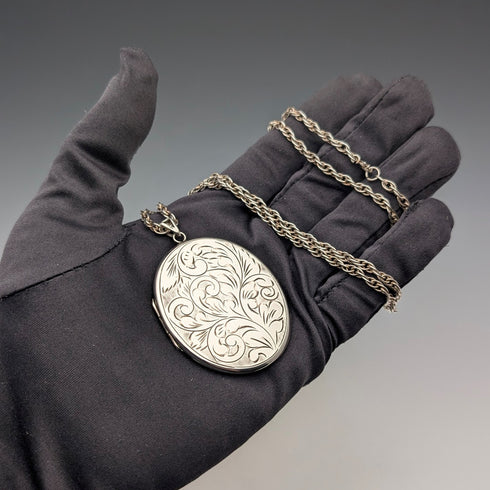 1975年 英国ヴィンテージ 純銀製 大型ロケットペンダント 純銀ネックレス付き 計29.5g 箱入り Nathan Brothers