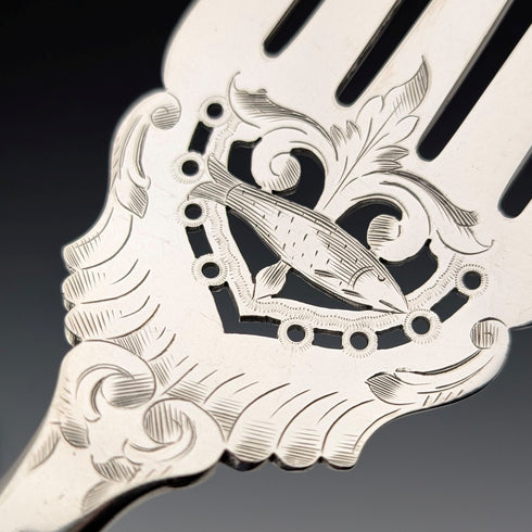 Antique British silver plate fish server pair, circa 1895, Mappin & Webb