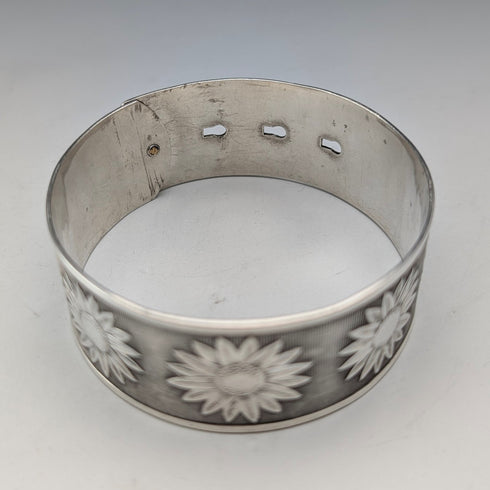 1945年 英国ヴィンテージ 純銀製 フラワー装飾 ブレスレット 50g Joseph Smith