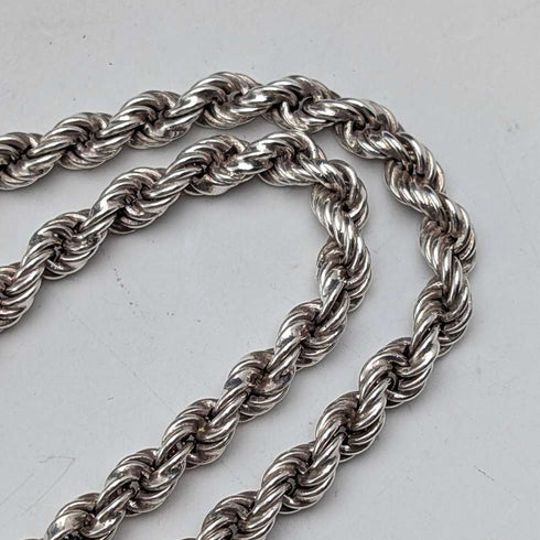 Vintage sterling silver expandable photo pendant with thick sterling silver necklace, 47g
