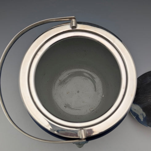 英国アンティーク ウェッジウッド ビスケットバレル ジャスパーウェア ロイヤルブルー