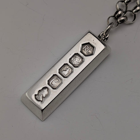 1977年 英国 ブリタニアシルバー製 ジュビリーインゴットペンダント&極太純銀製チェーン 計45.5g