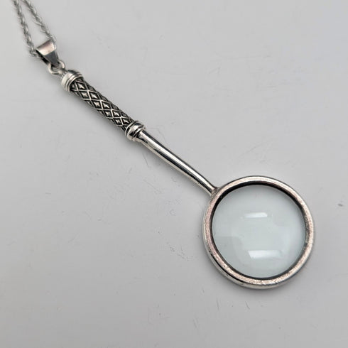 ヴィンテージ 純銀製 小型ルーペ 虫眼鏡 ペンダント ネックレスチェーン付