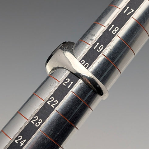 1987年 英国ヴィンテージ 純銀製シグネットリング オニキス(20号) 指輪