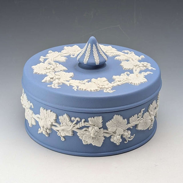 復古英國 Wedgwood Jasperware 淡藍色圓形糖果盒