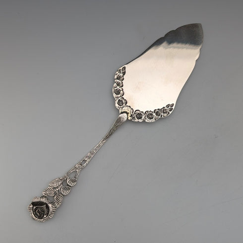 ドイツヴィンテージ コンチネンタルシルバー製 ペストリーサーバ 50g バラ装飾