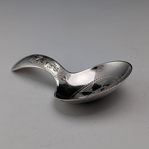 1910 British antique sterling silver small tea caddy spoon 11g WS Savage