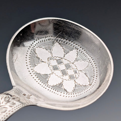 1910 British antique sterling silver small tea caddy spoon 11g WS Savage