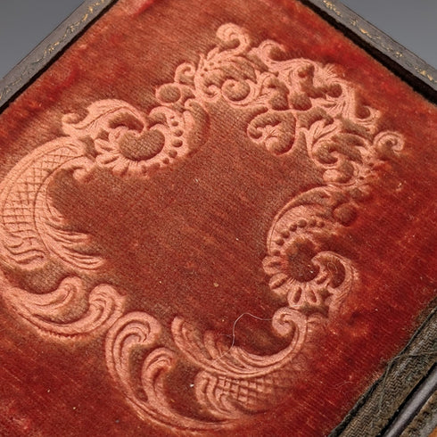 アンティーク レザー張りケース入り ダゲレオタイプ ペア